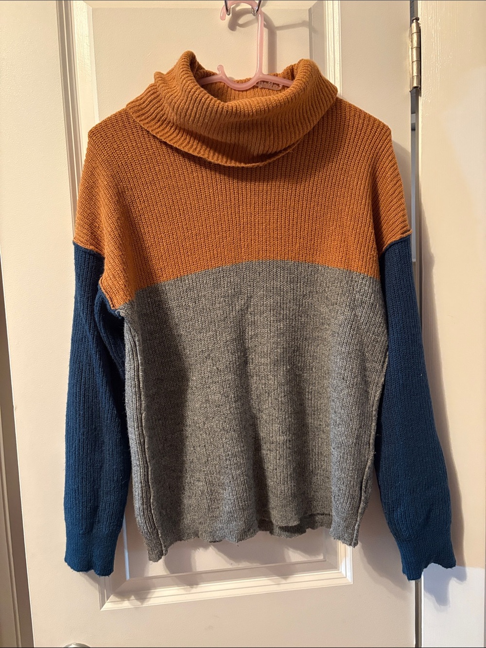 Hem & Thread Colorful Turtleneck Sweater - Rust, Gray & Navy. Size S
